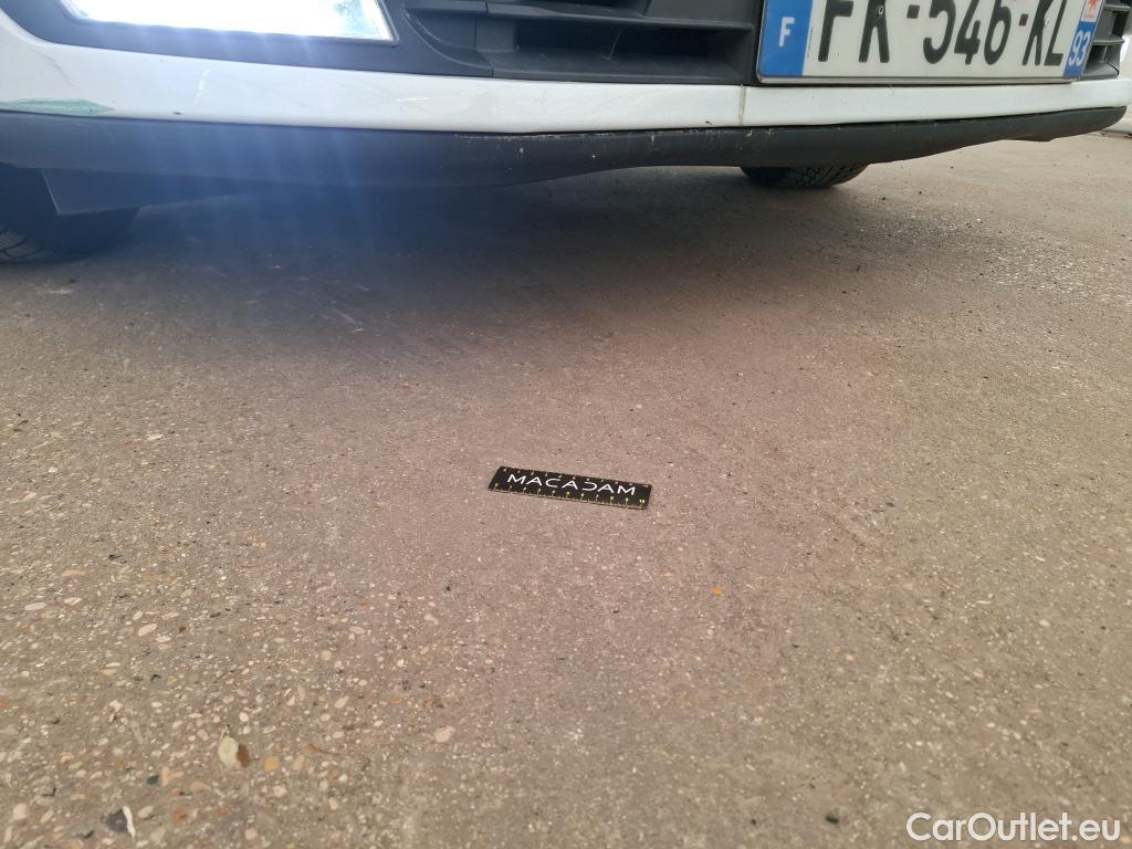  Renault  Clio  IV Business 0.9 TCe 90CV BVM5 E6 #24