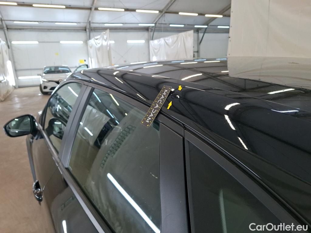  Renault  Captur  II Business 1.5 dCi 115CV BVA7 E6dT #12