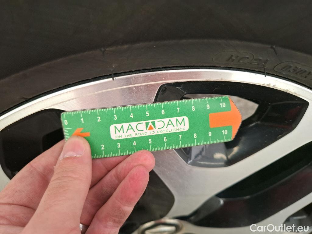  Renault  Captur  Intens 1.5 dCi 90CV BVM5 E6 #35