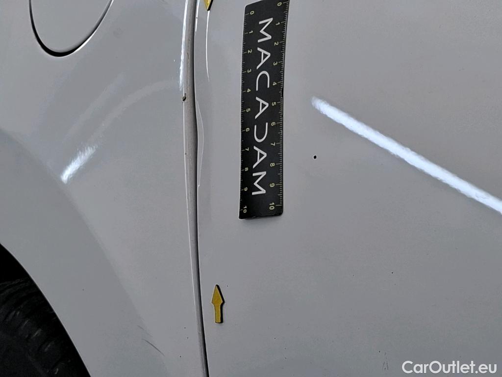  Renault  Clio  IV Business 0.9 TCe 90CV BVM5 E6 #9