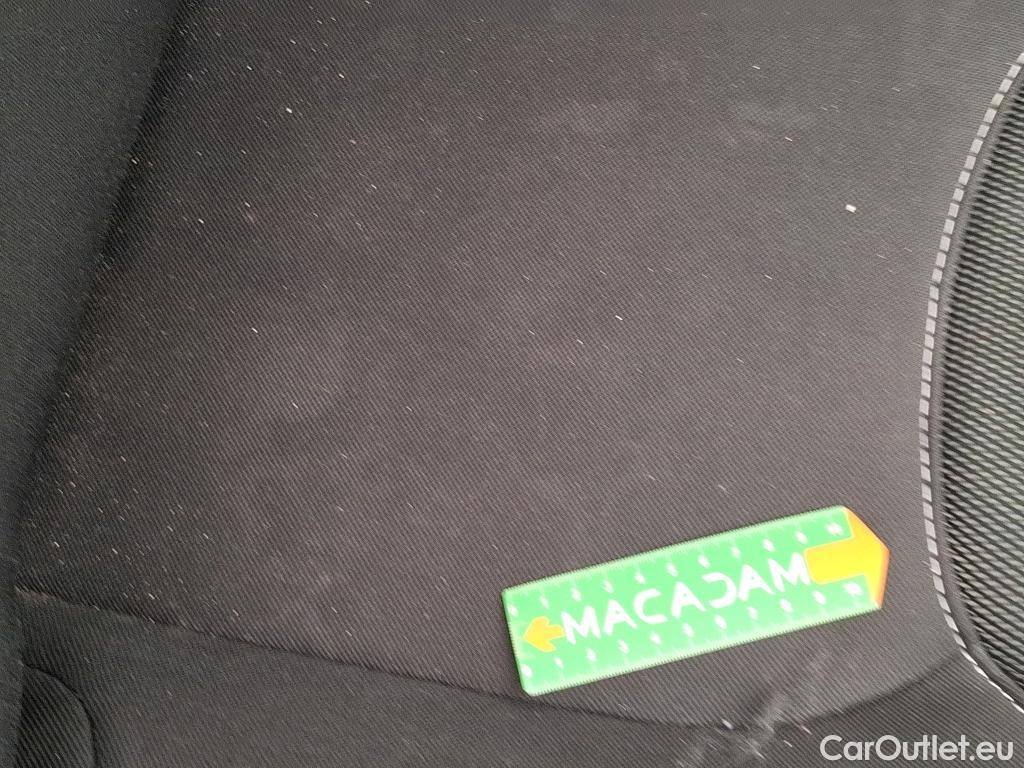  Renault  Clio  IV Business 0.9 TCe 90CV BVM5 E6 #17