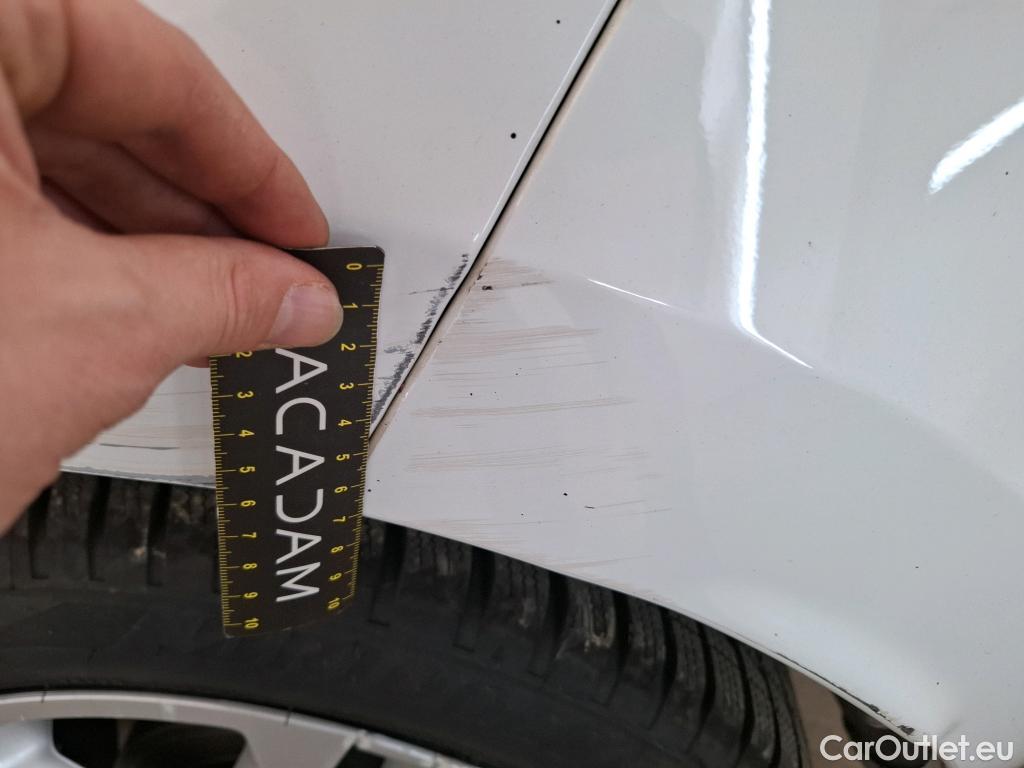  Renault  Clio  IV Business 0.9 TCe 90CV BVM5 E6 #23