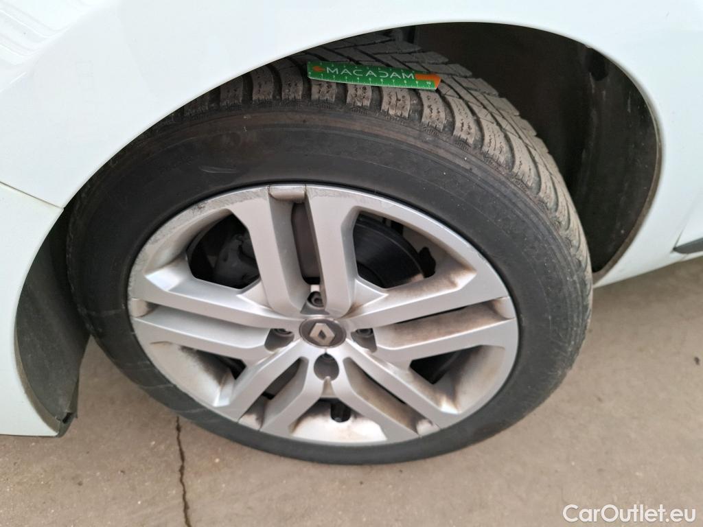  Renault  Clio  IV Business 0.9 TCe 90CV BVM5 E6 #4