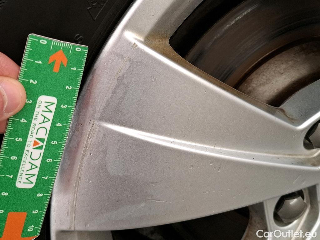  Skoda  Superb SKODA  Combi / 2019 / 5P / Break 1.4 TSI PHEV 218ch DSG6 Business #26