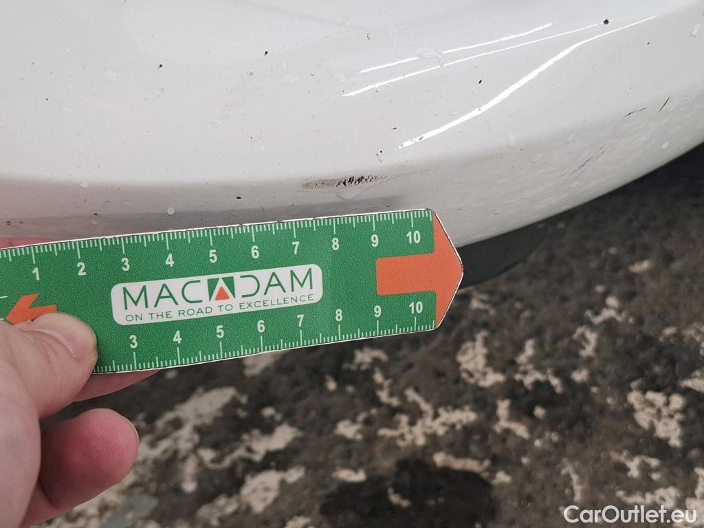  Toyota  Yaris TOYOTA  5p Berline 110 VVT-i France Business #8