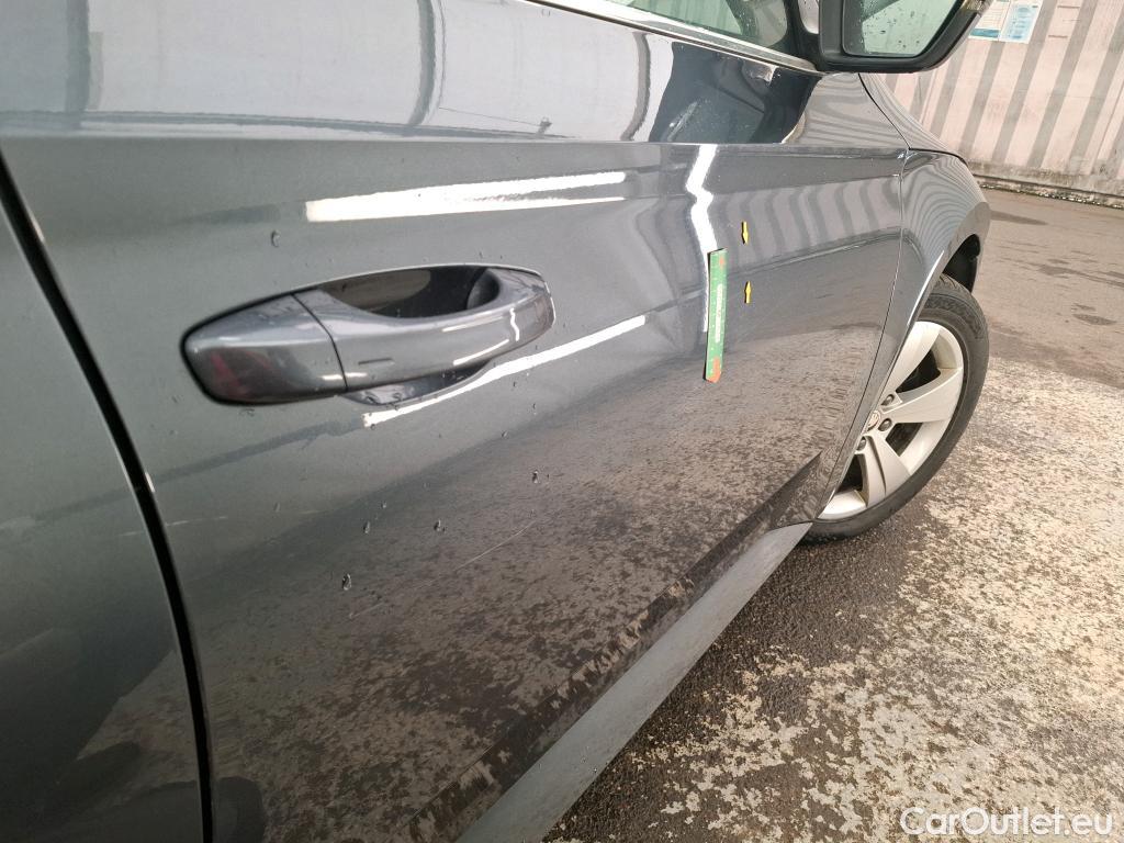  Skoda  Superb SKODA  Combi / 2019 / 5P / Break 1.4 TSI PHEV 218ch DSG6 Business #54