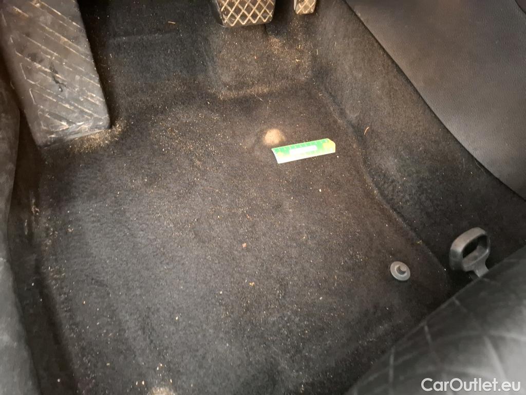  Skoda  Superb SKODA  Combi / 2019 / 5P / Break 1.4 TSI PHEV 218ch DSG6 Business #52