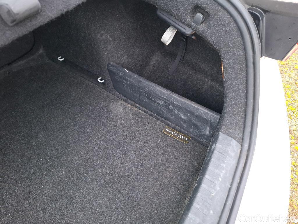  Skoda  Octavia  Berline Business 2.0 TDI 115CV BVM6 E6d #9