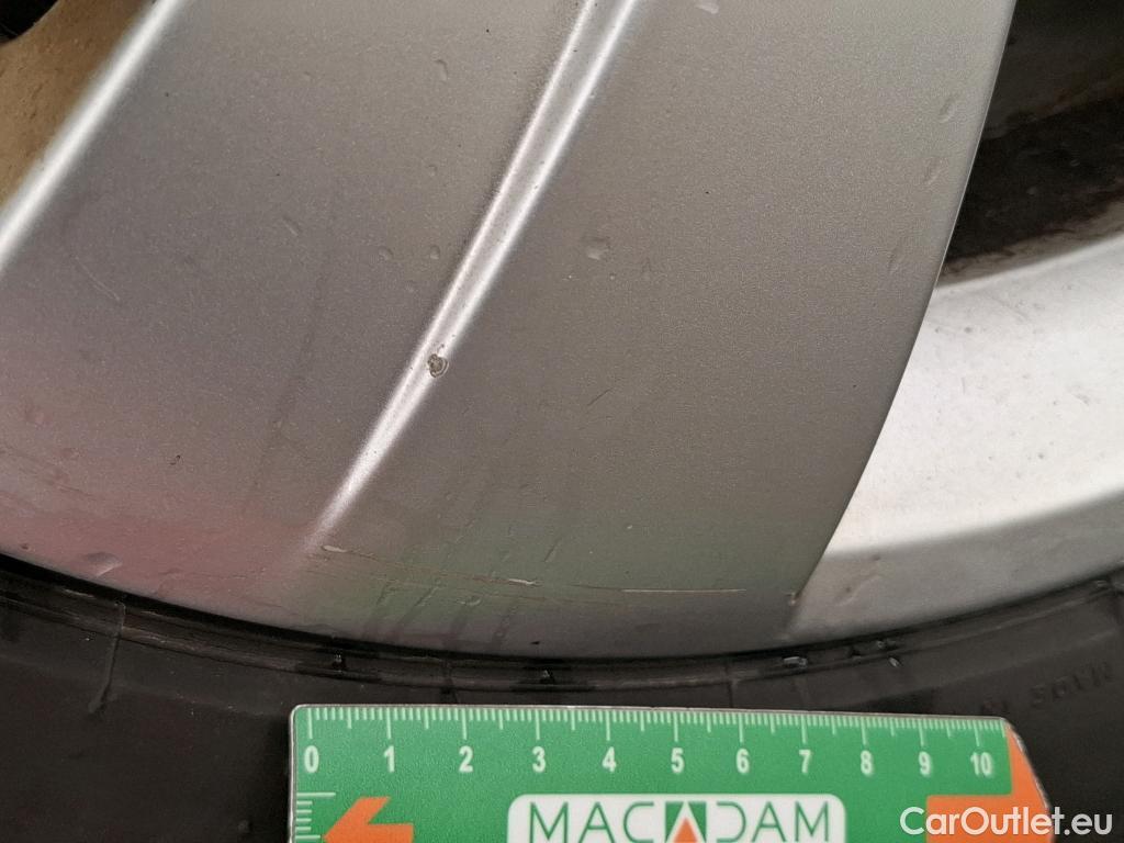  Skoda  Superb SKODA  Combi / 2019 / 5P / Break 1.4 TSI PHEV 218ch DSG6 Business #28