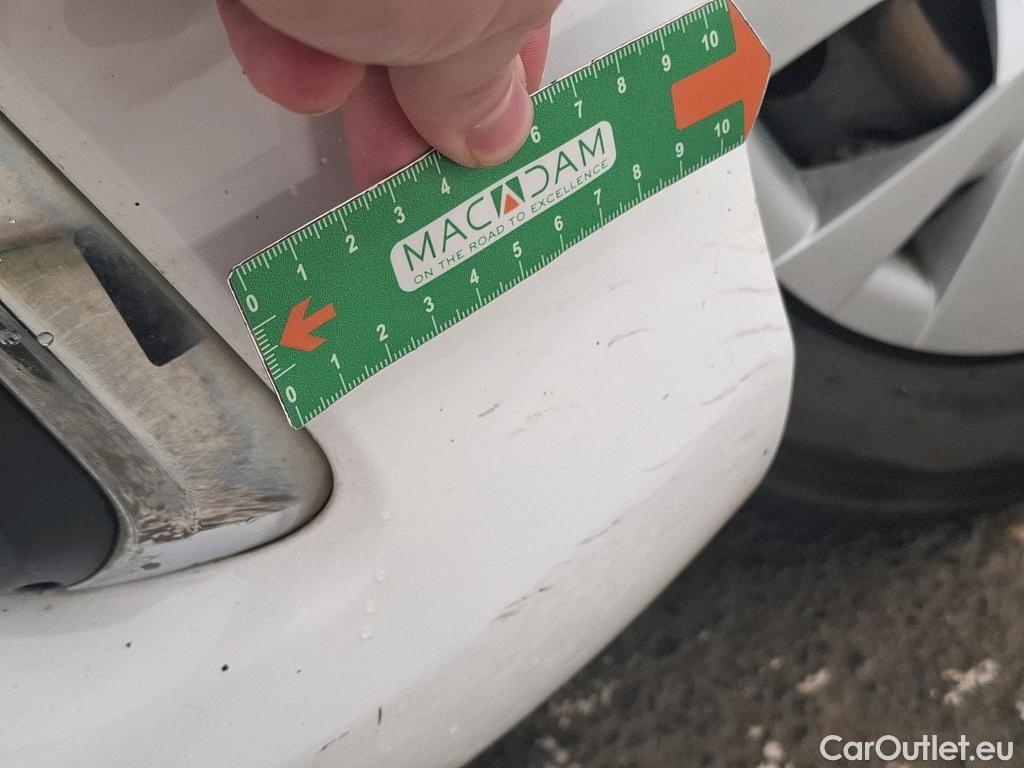  Toyota  Yaris TOYOTA  5p Berline 110 VVT-i France Business #10