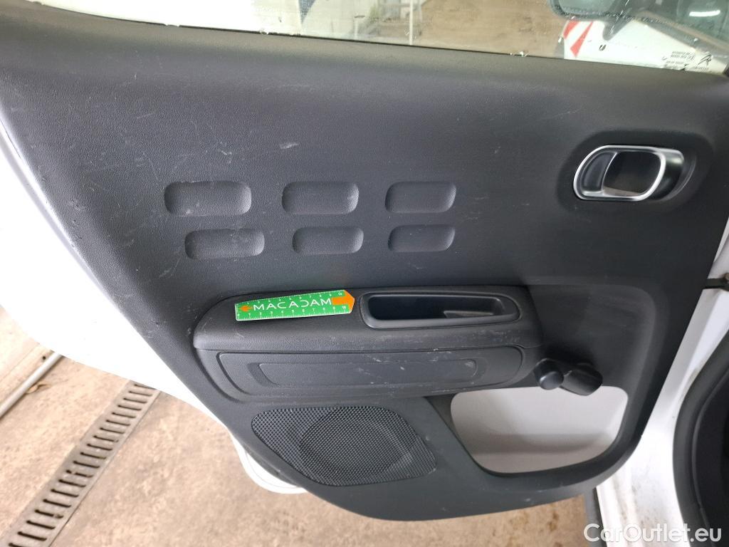  Citroen  C3  Société Feel 1.5 BlueHDI 100CV BVM6 E6d #3