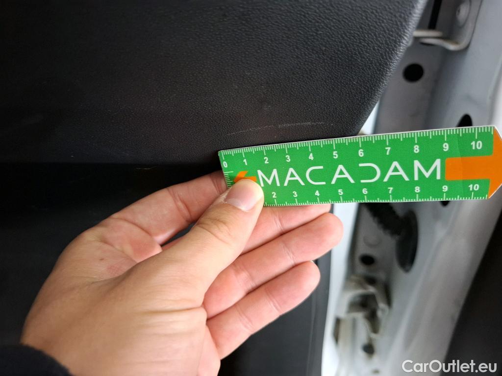  Citroen  C3  Société Feel 1.5 BlueHDI 100CV BVM6 E6d #6