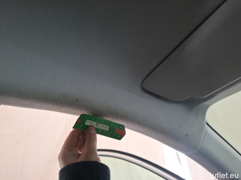  Peugeot  208  Premium 1.5 HDi 100CV BVM6 E6d #1