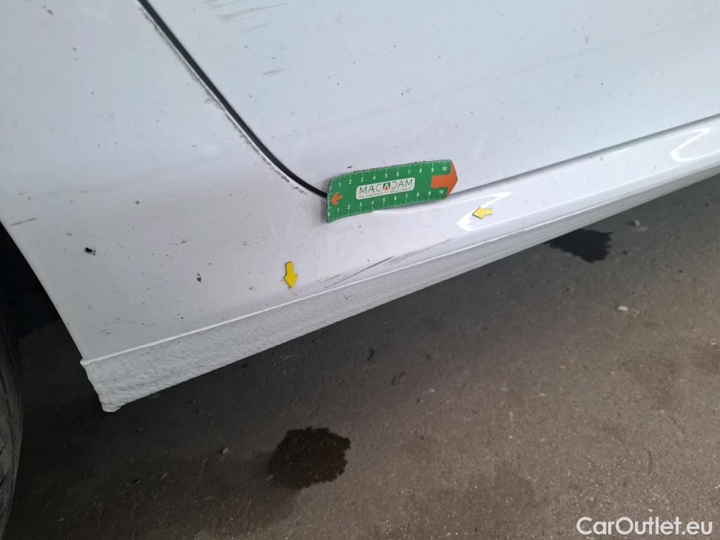  Peugeot  208  Premium 1.5 HDi 100CV BVM6 E6d #15