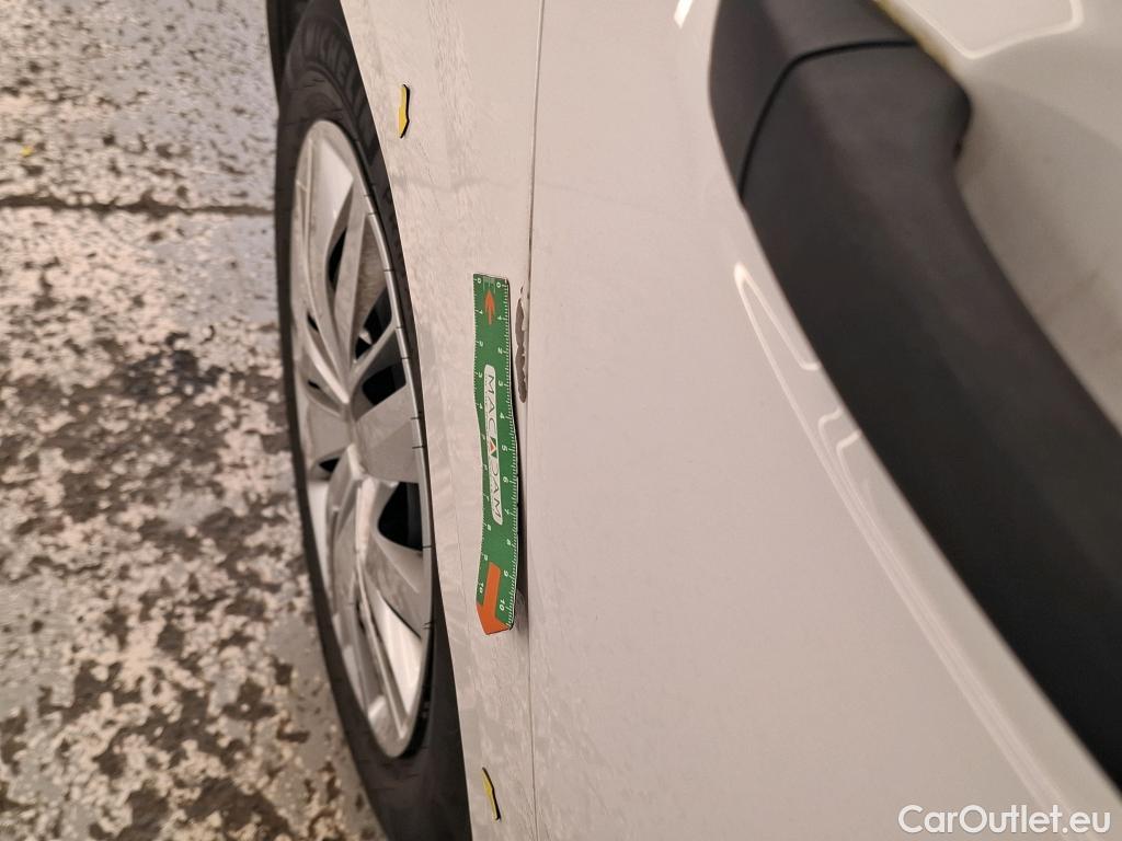  Peugeot  208  Premium 1.5 HDi 100CV BVM6 E6d #21