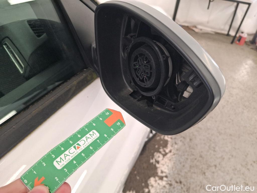  Peugeot  208  Premium 1.5 HDi 100CV BVM6 E6d #54