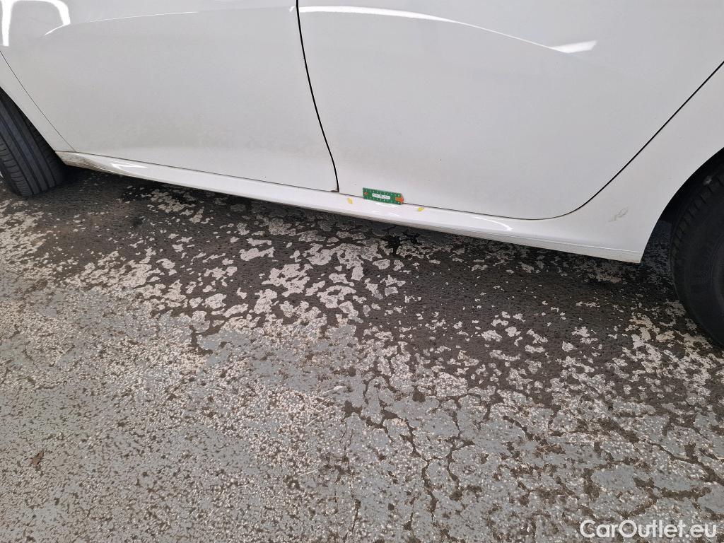  Peugeot  208  Premium 1.5 HDi 100CV BVM6 E6d #43