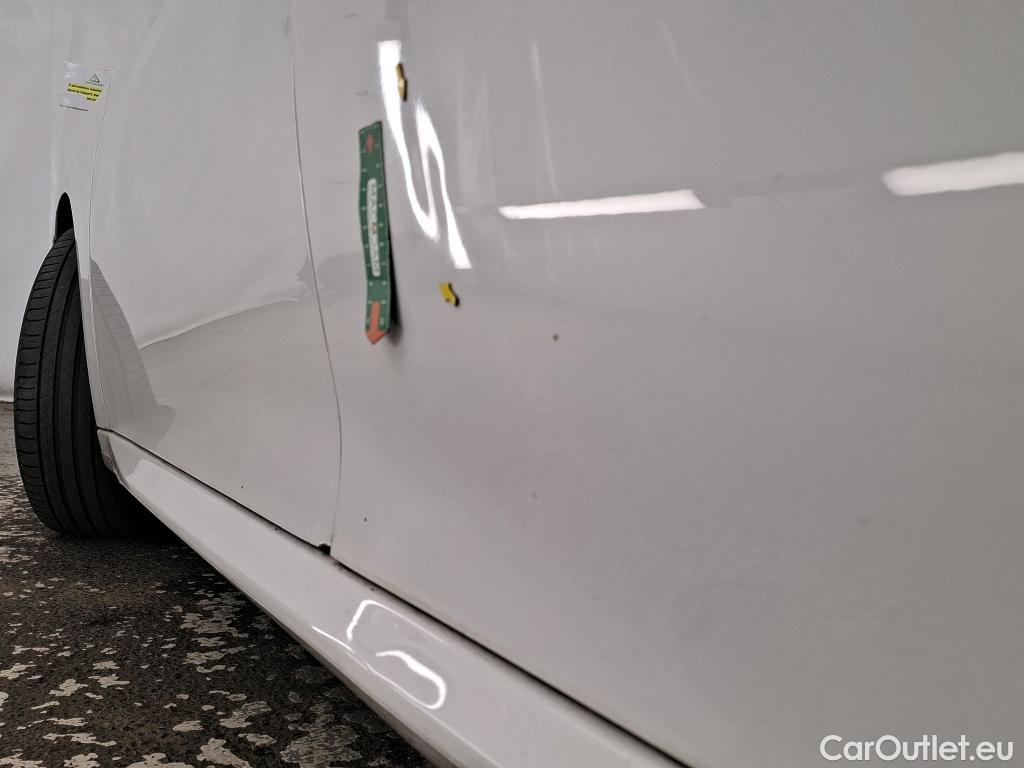  Peugeot  208  Premium 1.5 HDi 100CV BVM6 E6d #37