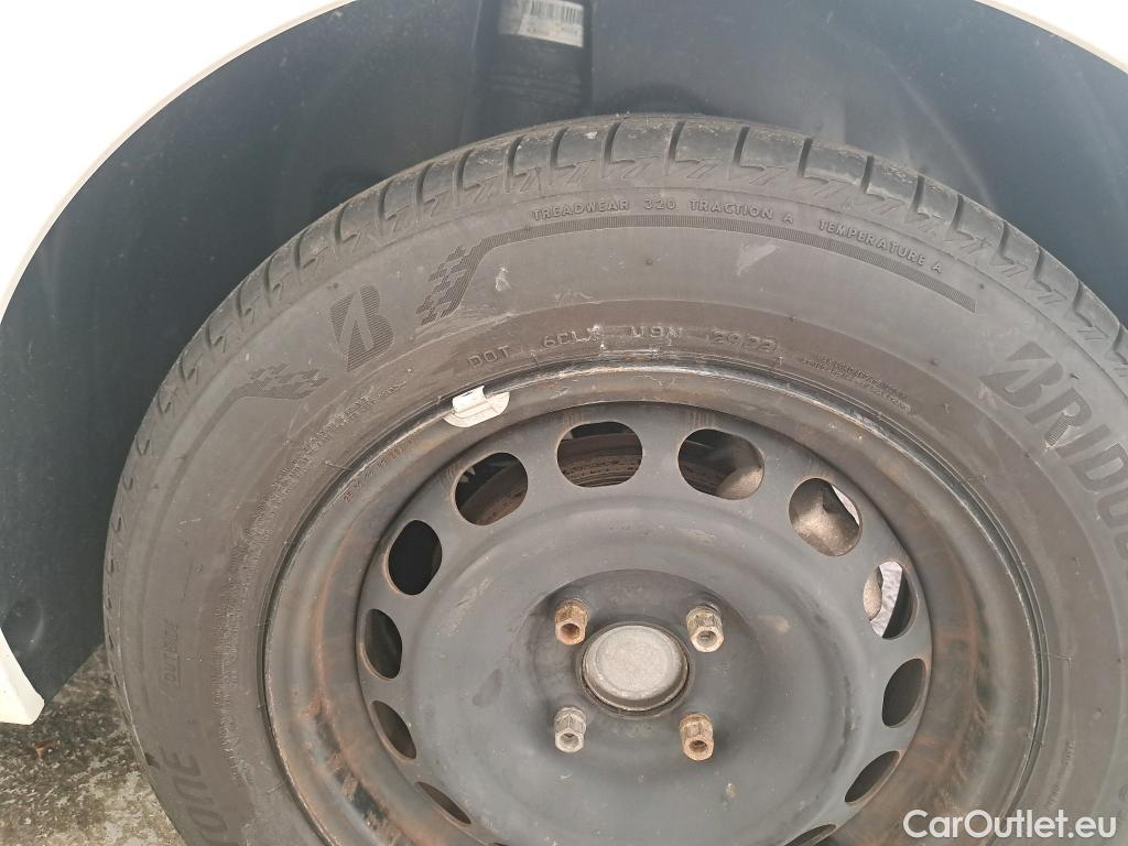  Peugeot  208  Premium 1.5 HDi 100CV BVM6 E6d #25