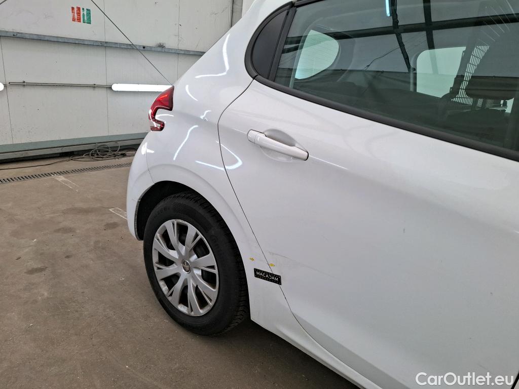  Peugeot  208  Affaire Premium 1.5 HDi 100CV BVM5 E6dT #1