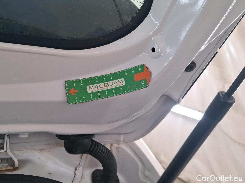  Peugeot  208  Premium 1.5 HDi 100CV BVM6 E6d #23