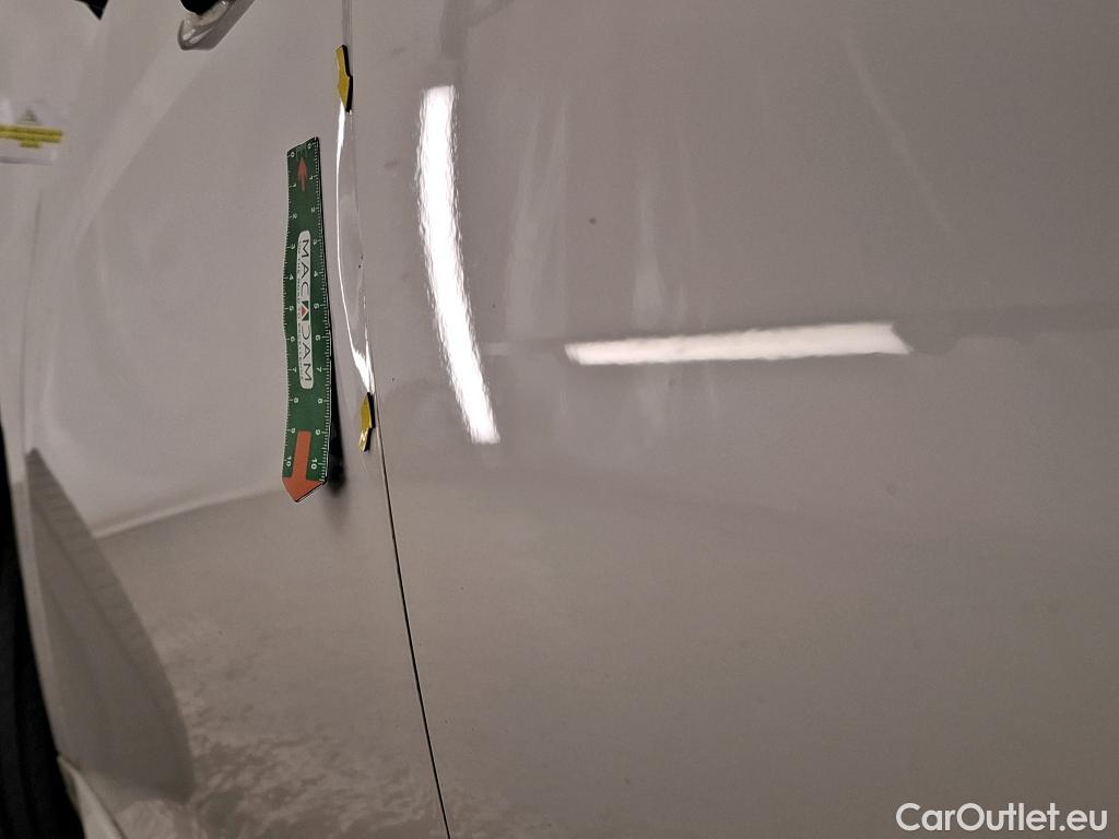  Peugeot  208  Premium 1.5 HDi 100CV BVM6 E6d #30