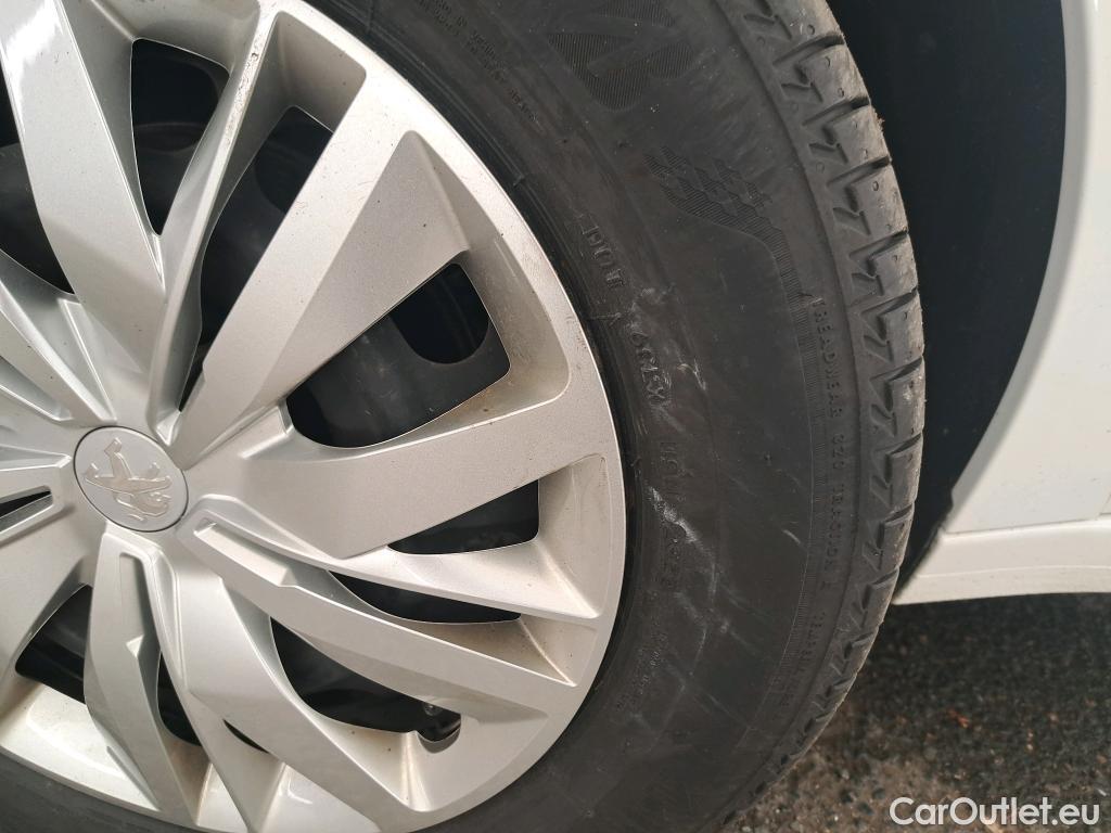  Peugeot  208  Premium 1.5 HDi 100CV BVM6 E6d #29