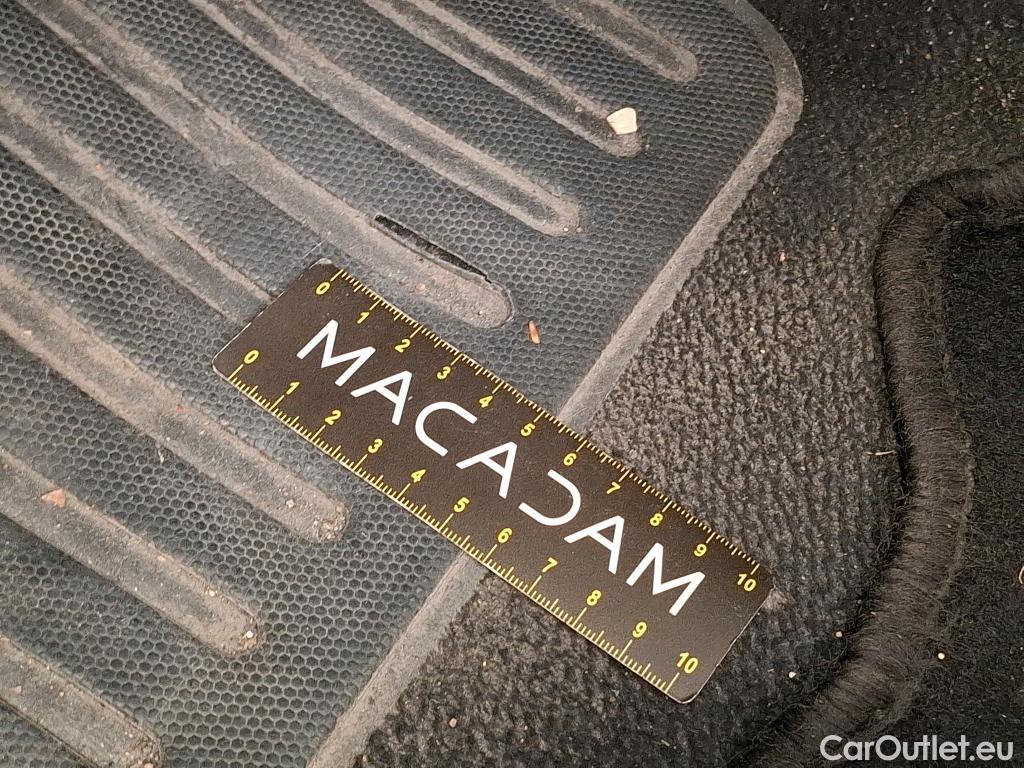  Peugeot  208  Affaire Premium 1.5 HDi 100CV BVM5 E6dT #13