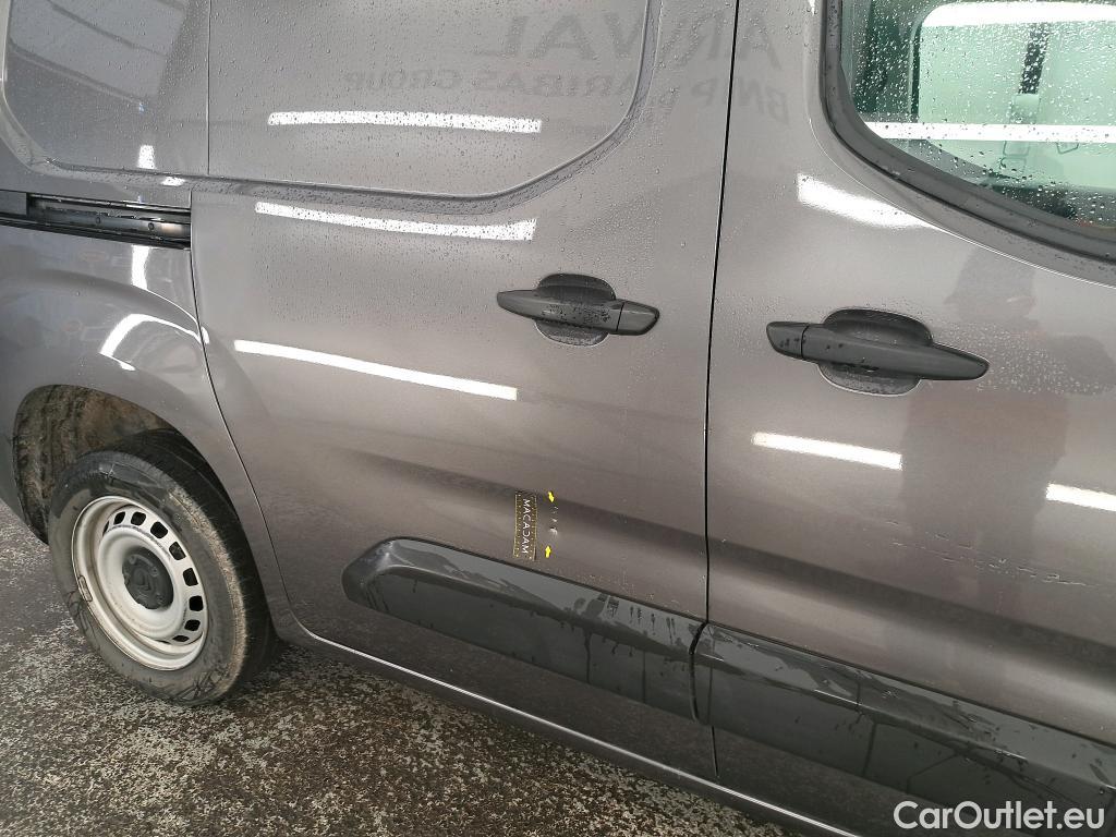  Citroen  Berlingo CITROEN  Van / 2018 / 4P / Fourgonnette Taille M 650kg PureTech 110 S&S BVM Club #5