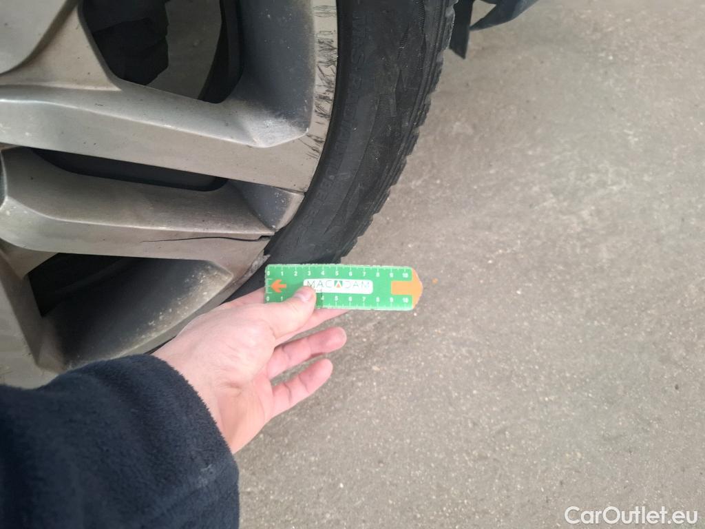  Renault  Clio  IV Business 0.9 TCe 90CV BVM5 E6 #3