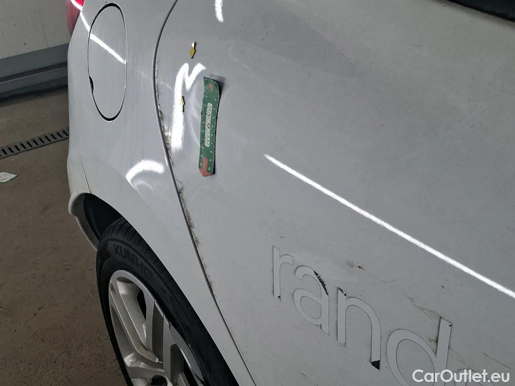  Renault  Clio  IV Business 0.9 TCe 90CV BVM5 E6 #18