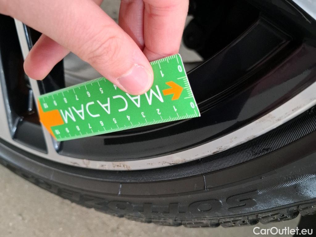  Audi  A3 AUDI  Sportback / 2020 / 5P / Berline 40 TFSI e 204 S Tronic Design Luxe #30