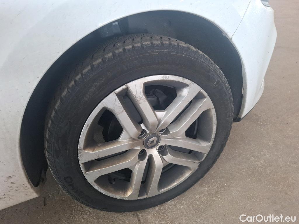  Renault  Clio  IV Business 0.9 TCe 90CV BVM5 E6 #1