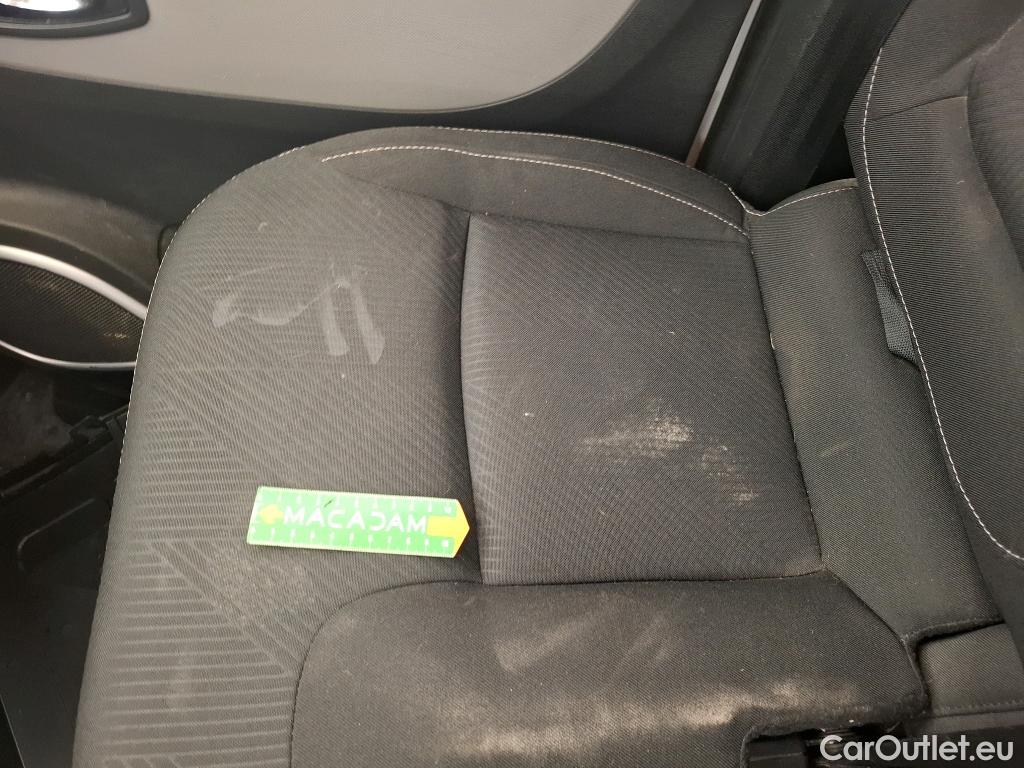  Renault  Trafic RENAULT  VU 4p Fourgon FG-GCF L1H1 1000 dCi 90 #57