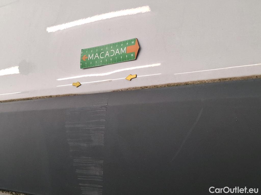  Renault  Trafic RENAULT  VU 4p Fourgon FG-GCF L1H1 1000 dCi 90 #46