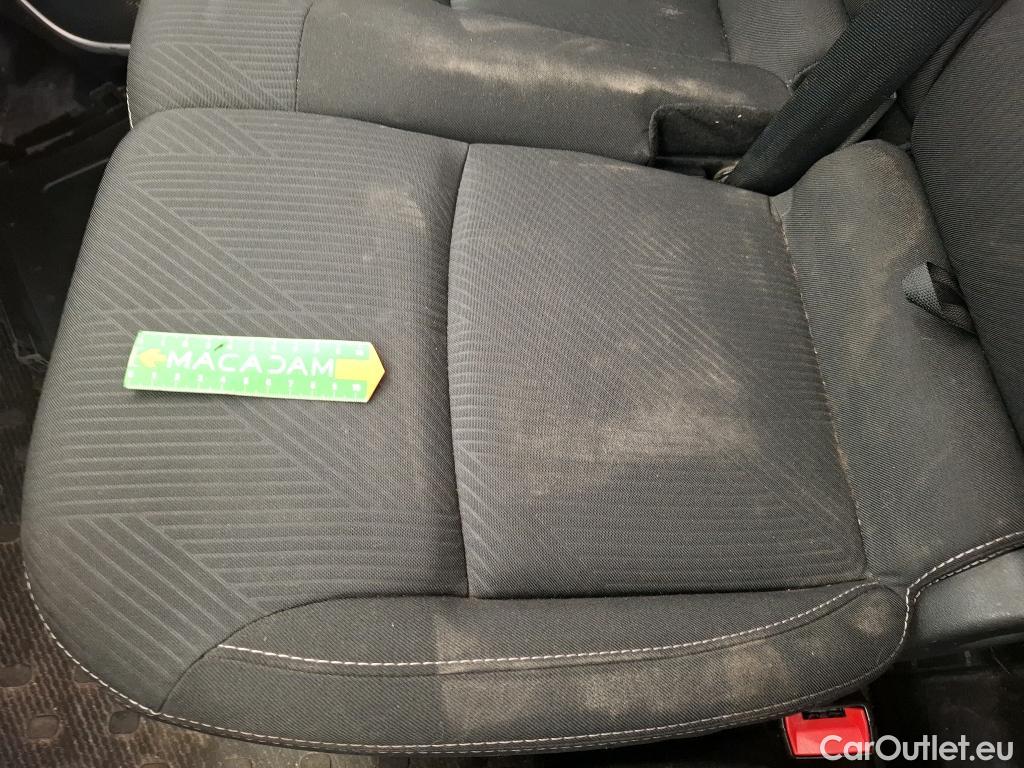  Renault  Trafic RENAULT  VU 4p Fourgon FG-GCF L1H1 1000 dCi 90 #56