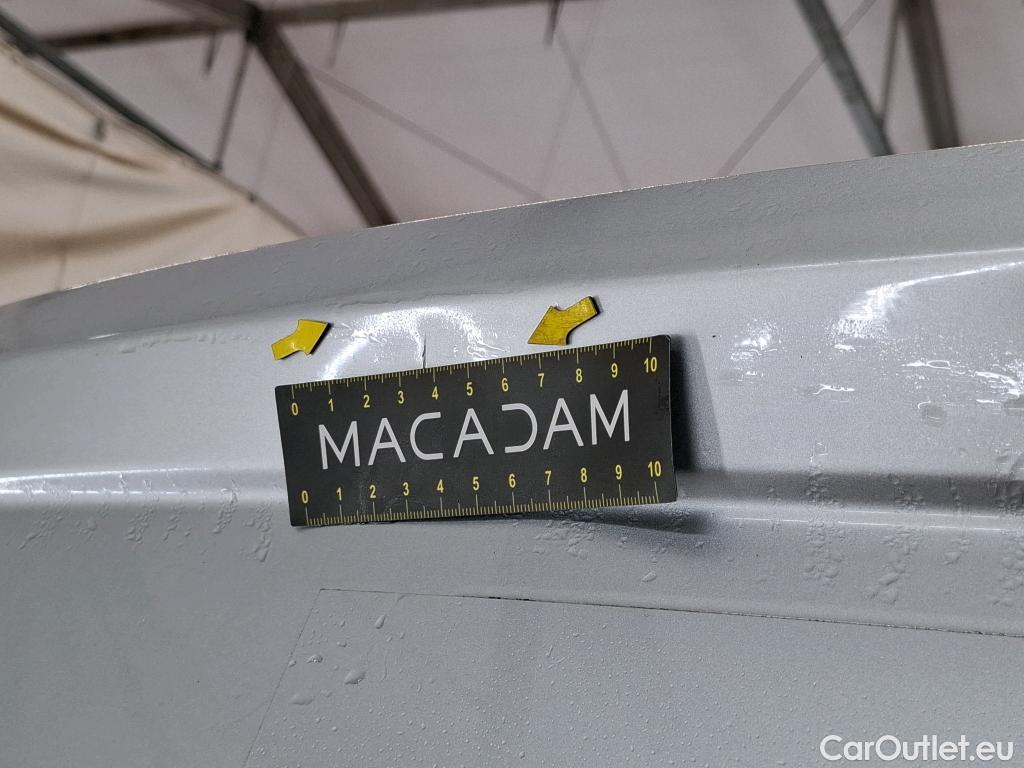  Volkswagen  Transporter VOLKSWAGEN  / 2019 / 4P / Fourgon tôlé 2.0 TDi 110 L1H1 Business #4