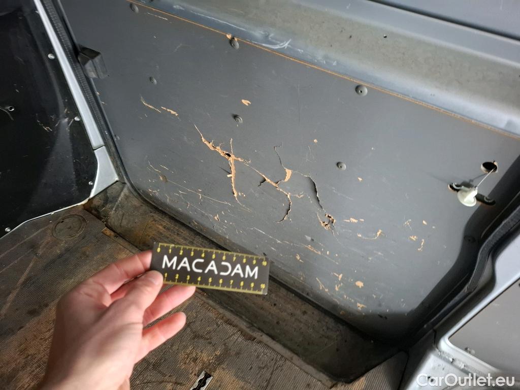  Volkswagen  Transporter VOLKSWAGEN  / 2019 / 4P / Fourgon tôlé 2.0 TDi 110 L1H1 Business #25