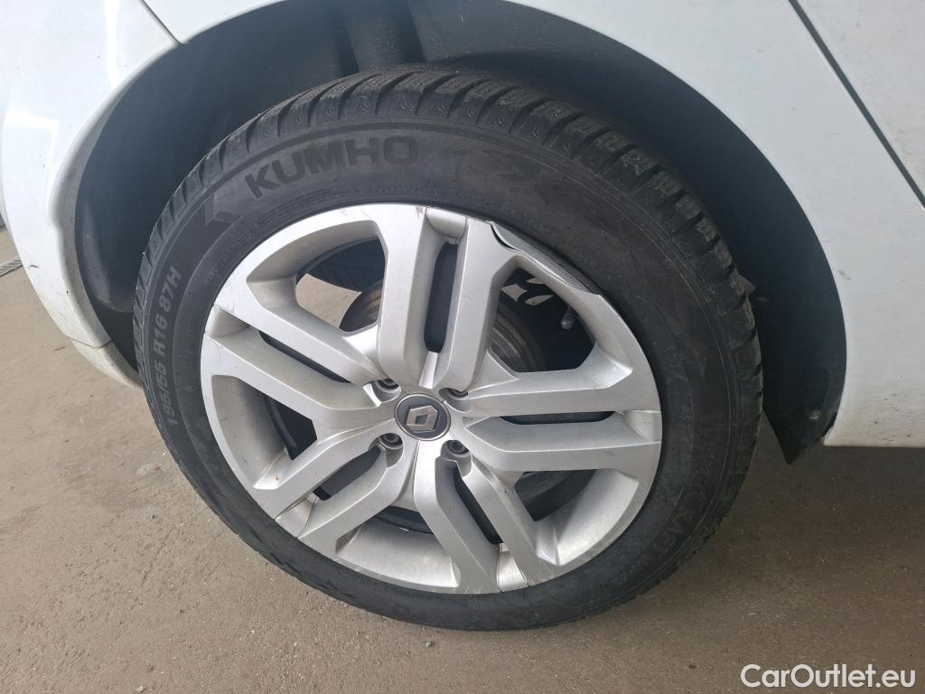  Renault  Clio  IV Business 0.9 TCe 90CV BVM5 E6 #27