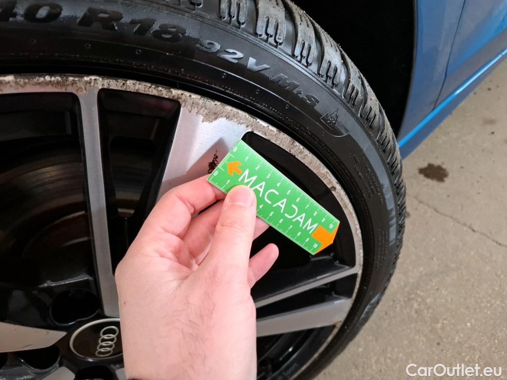  Audi  A3 AUDI  Sportback / 2020 / 5P / Berline 40 TFSI e 204 S Tronic Design Luxe #22