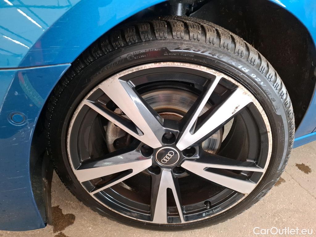  Audi  A3 AUDI  Sportback / 2020 / 5P / Berline 40 TFSI e 204 S Tronic Design Luxe #20