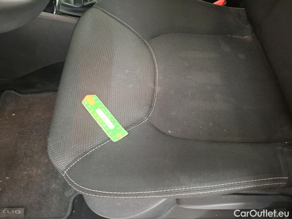  Renault  Clio  IV Business 0.9 TCe 90CV BVM5 E6 #25