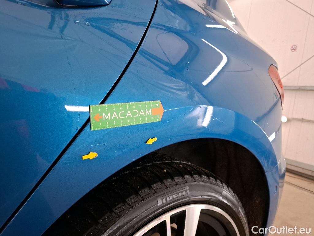  Audi  A3 AUDI  Sportback / 2020 / 5P / Berline 40 TFSI e 204 S Tronic Design Luxe #6