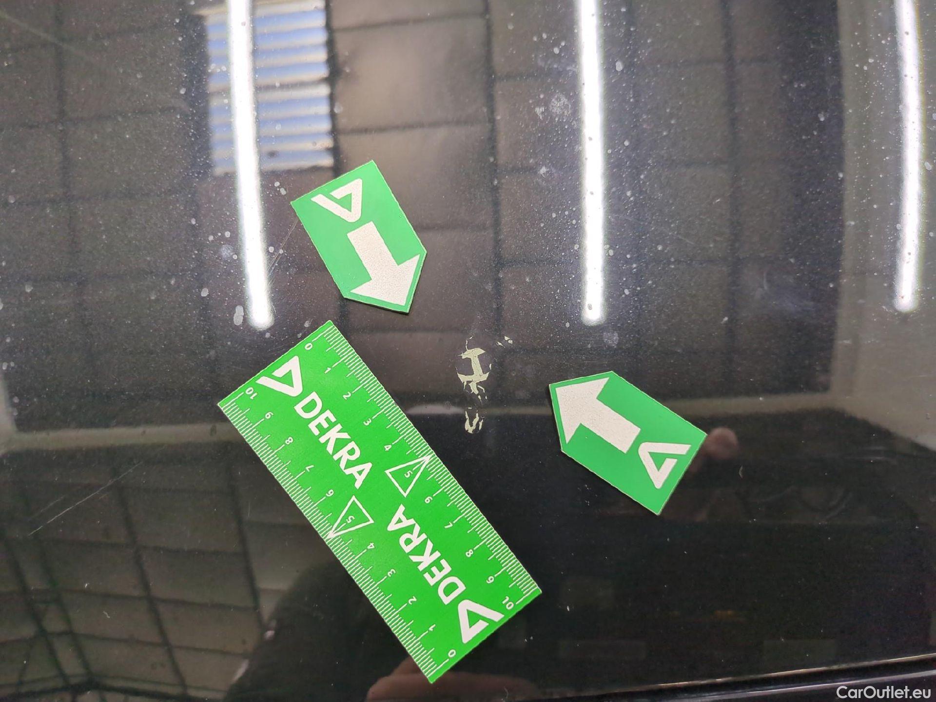  Bmw  Serie 1 Série 1 Berline 116 d Lounge 1.5 115CV BVA7 E6d #44