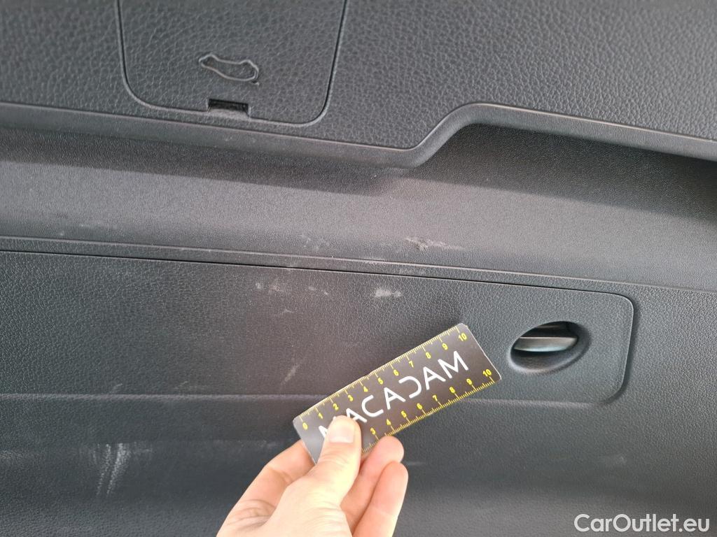  Audi  Q3 AUDI  / 2018 / 5P / SUV 35 TFSI 150 MHEV S TRONIC BUSINESS LINE #9