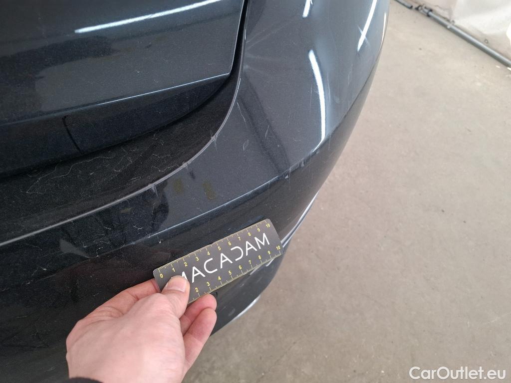  Bmw  Serie 3 BMW Série 3 Berline / 2018 / 4P / Berline 330e 292ch Luxury BVA8 Hybride #30