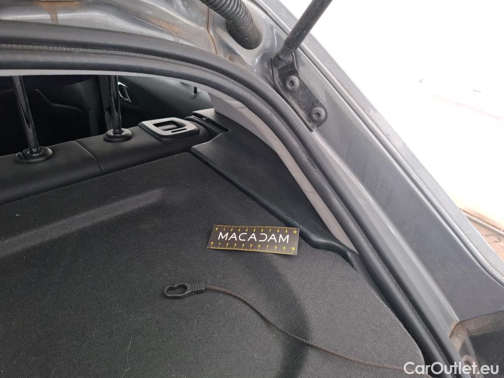  Bmw  Serie 1 Série 1 Berline 120 i Edition Sport 2.0 180CV BVA7 E6d #23