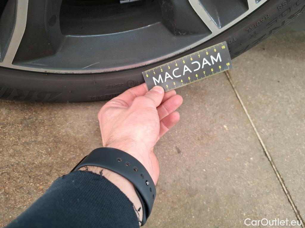  Bmw  Serie 1 Série 1 Berline 120 i Edition Sport 2.0 180CV BVA7 E6d #16