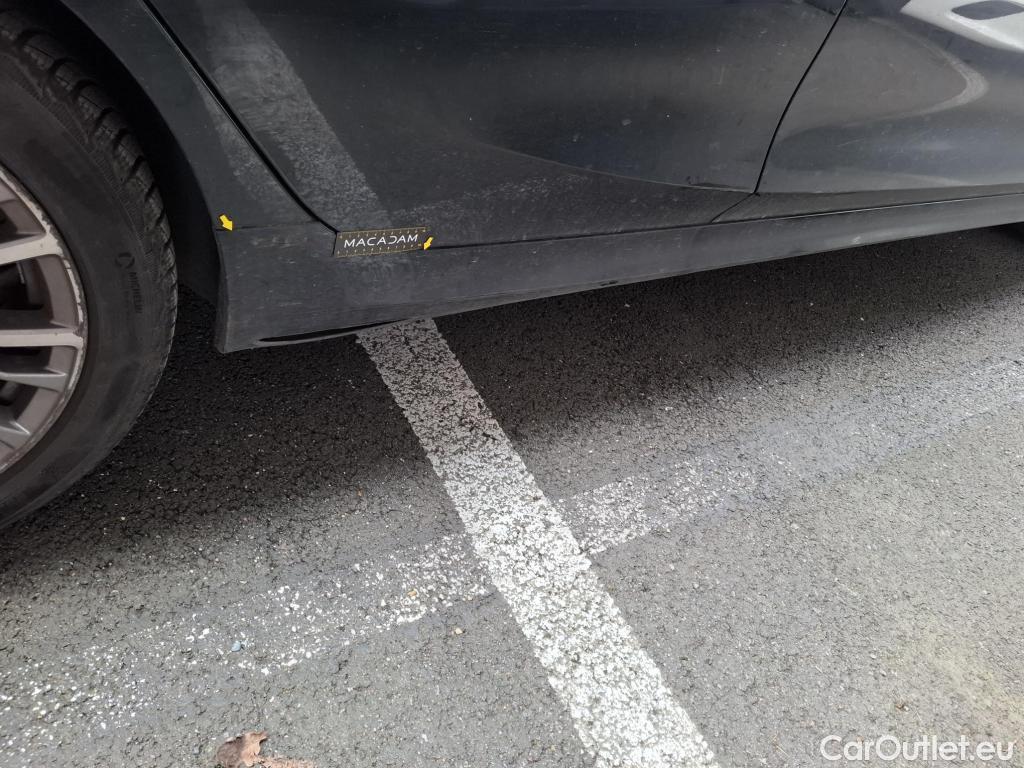  Bmw  Serie 3 BMW Série 3 Berline / 2018 / 4P / Berline 330e 292ch Luxury BVA8 Hybride #22