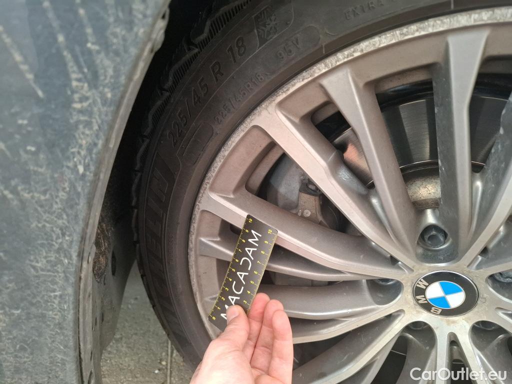  Bmw  Serie 3 BMW Série 3 Berline / 2018 / 4P / Berline 330e 292ch Luxury BVA8 Hybride #59